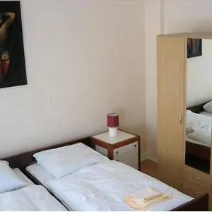 Konukevi Koelner, Köln